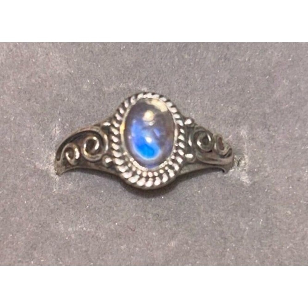 Sterling Silver Blue Flash Moonstone Ring Sz 6.5